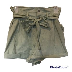 FAVLUX Fashion Paperbag High Waisted Pocket Belted Shorts-Women’s Size Small NWT